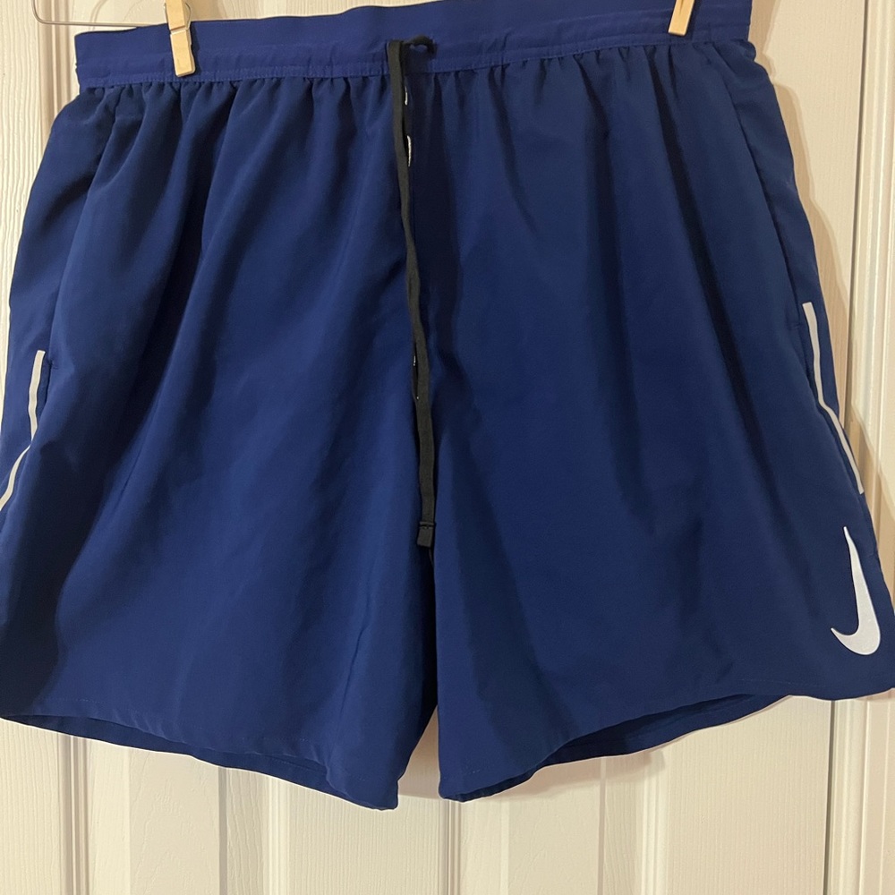 Nike running shorts sz xl